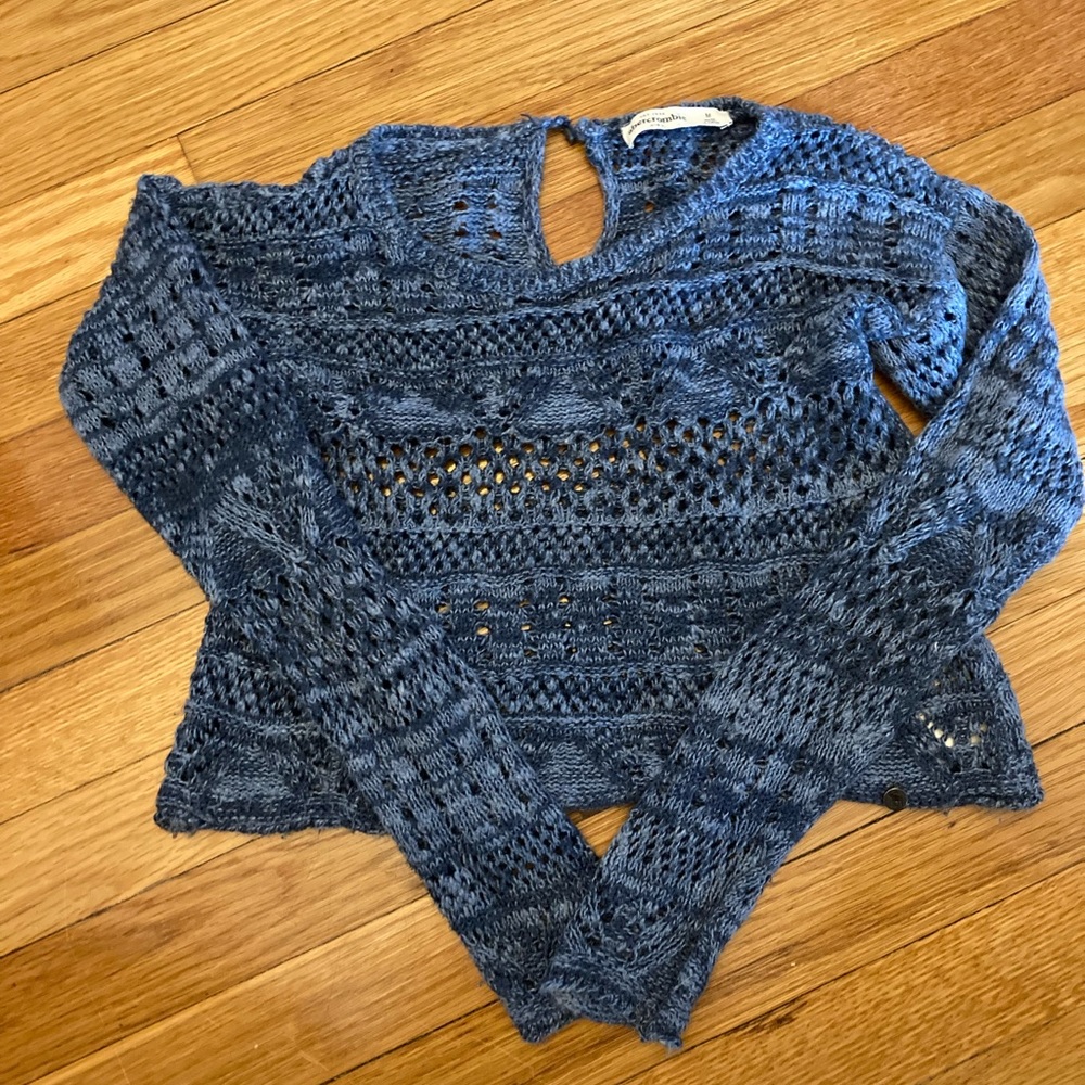 Knitted cropped sweater